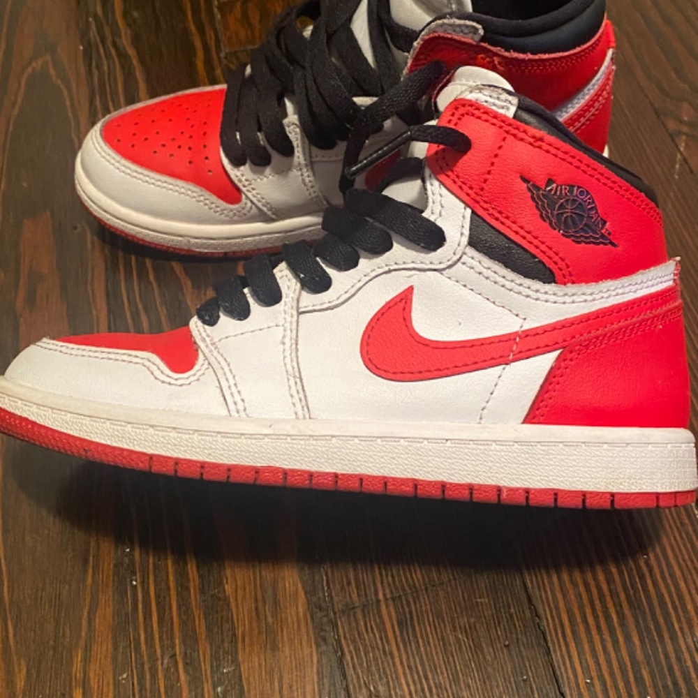 Jordan 1 Retro - Picture 6 of 7